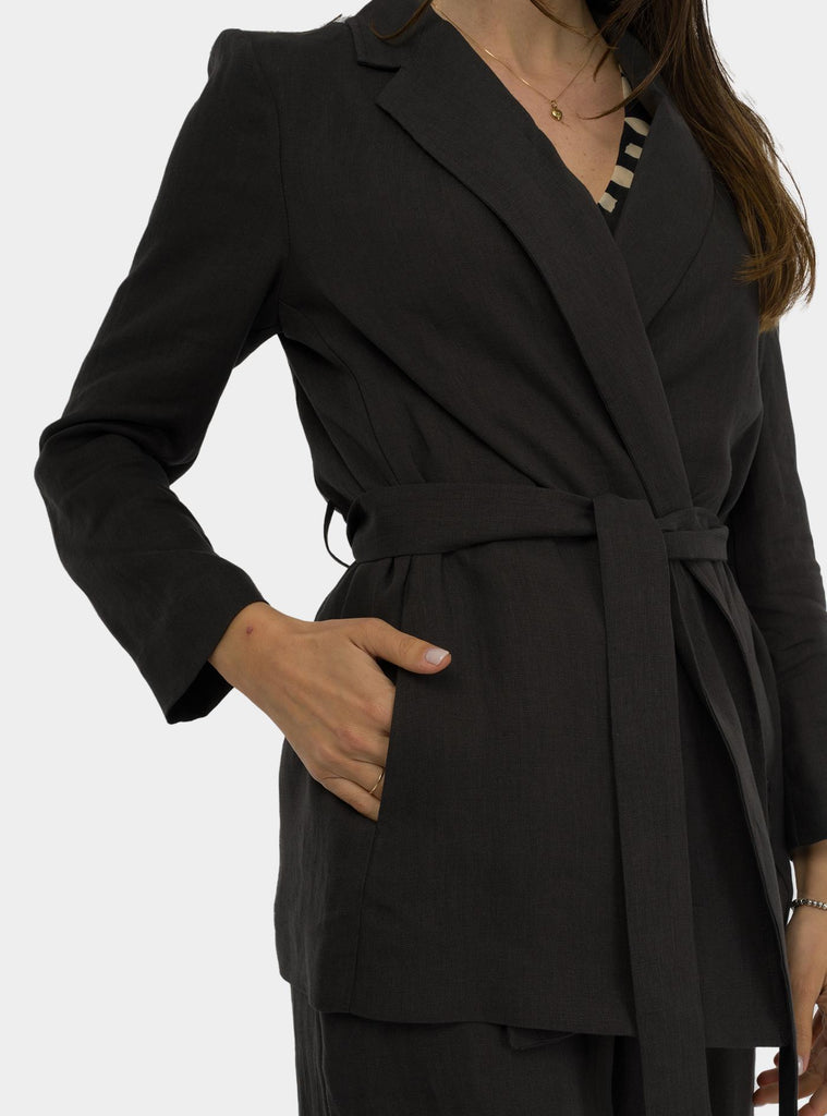 Giacca con fusciacca in lino Nero SS25304T032 PEDRA NIU 