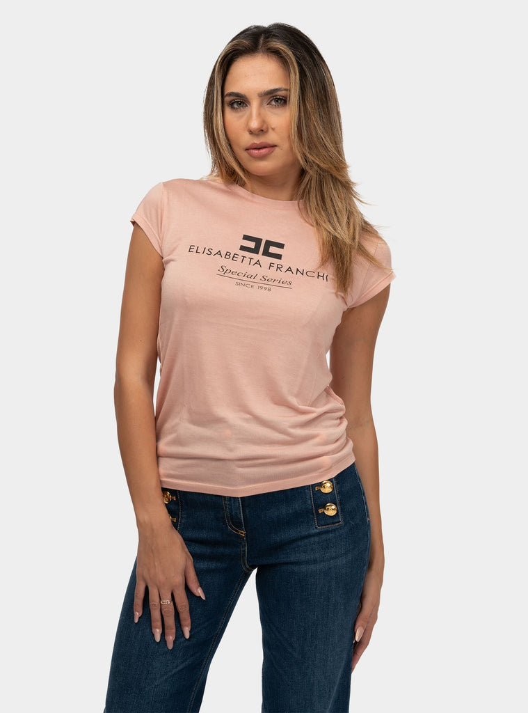 immagine-1-elisabetta-franchi-t-shirt-in-jersey-modal-con-stampa-logo-peach-rose-t-shirt-donna-ma00746e2cg2