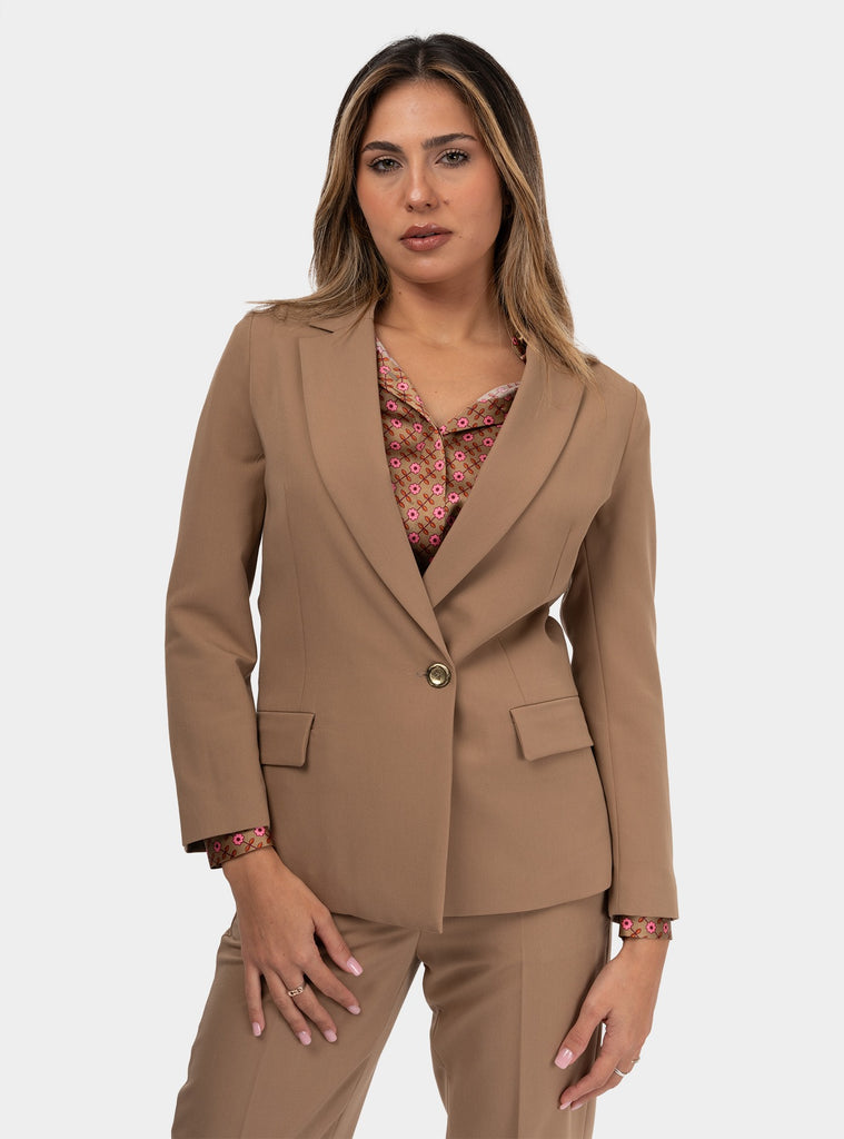 immagine-1-niu-giacca-sfiancata-beige-giacca-donna-aw24312t083-chai