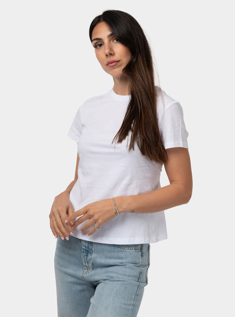 immagine-1-patrizia-pepe-t-shirt-maniche-corte-con-oblo-posteriore-bianco-ottico-t-shirt-donna-2m4374j111-w103