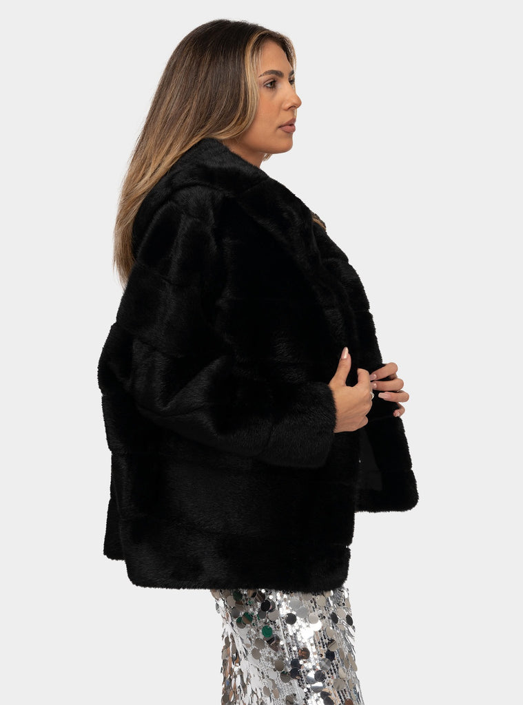 immagine-2-betta-corradi-cappa-con-capuccio-in-ecopelliccia-nero-cappotto-a41b606-00024nero