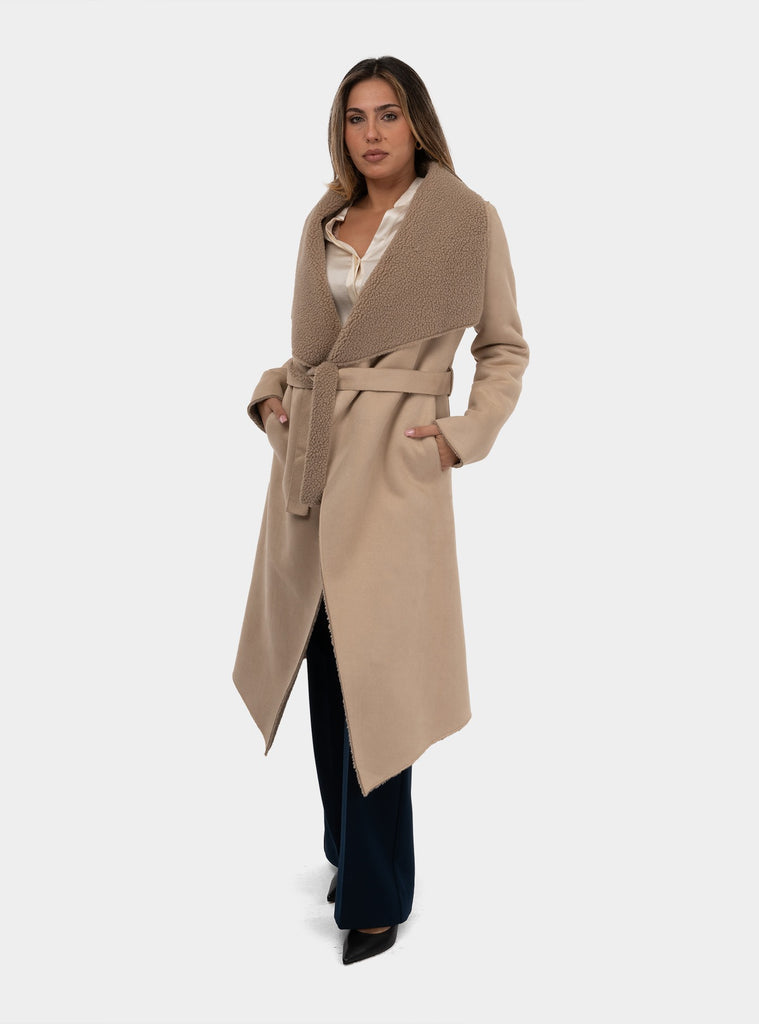 immagine-2-betta-corradi-cappotto-in-ecomontone-reversibile-beige-cappotto-a41b360-0010sabbia