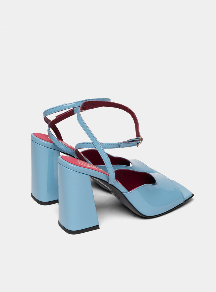 immagine-2-seboys-sandalo-in-vernice-celeste-sandalo-p8420-vernice-celeste