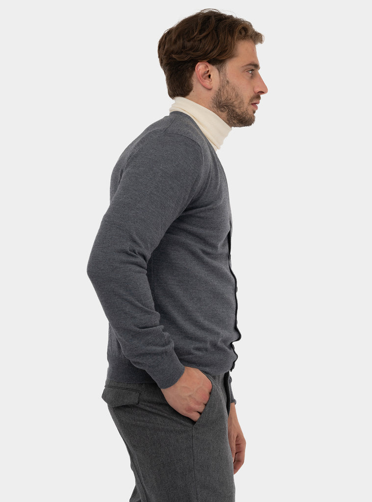 immagine-3-gran-sasso-cardigan-in-lana-merinos-grigio-maglia-uomo-5818514296-088grigio