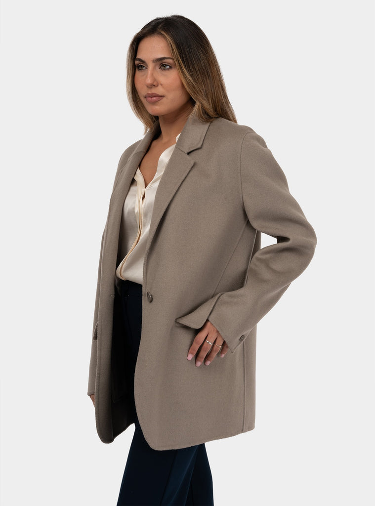 immagine-3-otto-dame-cappotto-corto-cappotto-dg6024-2237stone