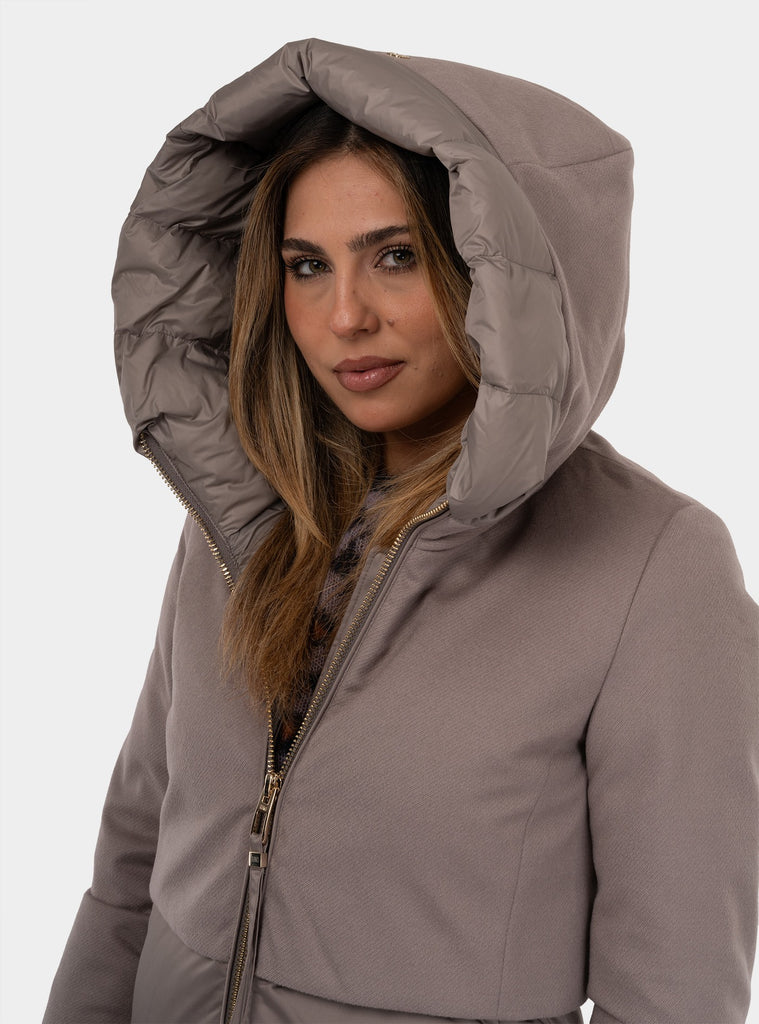 immagine-5-duno-piumino-trapuntato-in-lana-e-raso-con-cappuccio-lilla-cappotto-ballonxpratomest-200viola