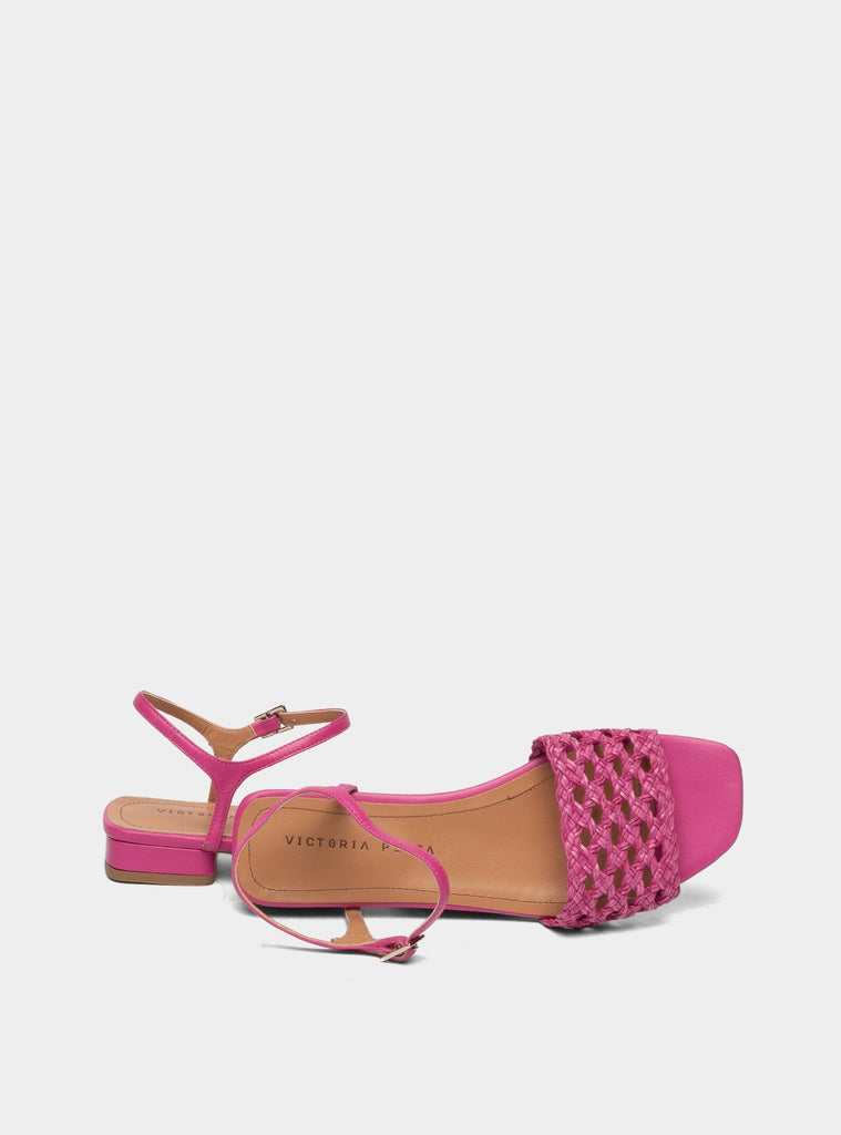 immagine-6-victoria-petra-sandalo-lorena-fuxia-sandalo-lorena-fuxia